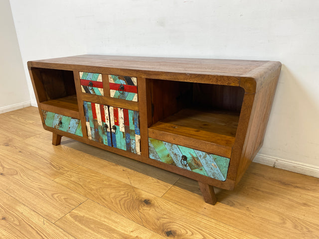 Boatwood by WMK I Formschönes nachhaltiges TV Lowboard mit Schubladen I handgefertigtes Unikat aus altem Bootsholz I Teakholz massiv I Sideboard Kommode Bank Rack Fernsehkommode Berlin Rostock Bayern