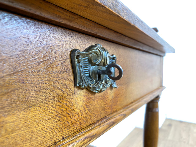 WMK # Sehr gut erhaltene nordische antike Anrichte, Vollholz, mit Schublade & Ablagen # Beistelltisch Holztisch Küchenschrank Küchenregal Geschirrschrank Kommode Konsole Flurkommode Jugendstil Vintage
