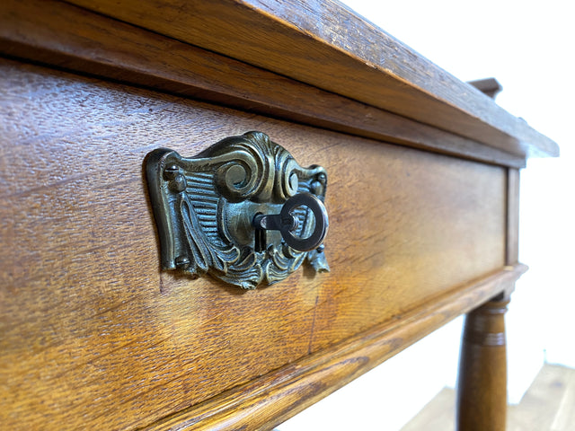 WMK # Sehr gut erhaltene nordische antike Anrichte, Vollholz, mit Schublade & Ablagen # Beistelltisch Holztisch Küchenschrank Küchenregal Geschirrschrank Kommode Konsole Flurkommode Jugendstil Vintage