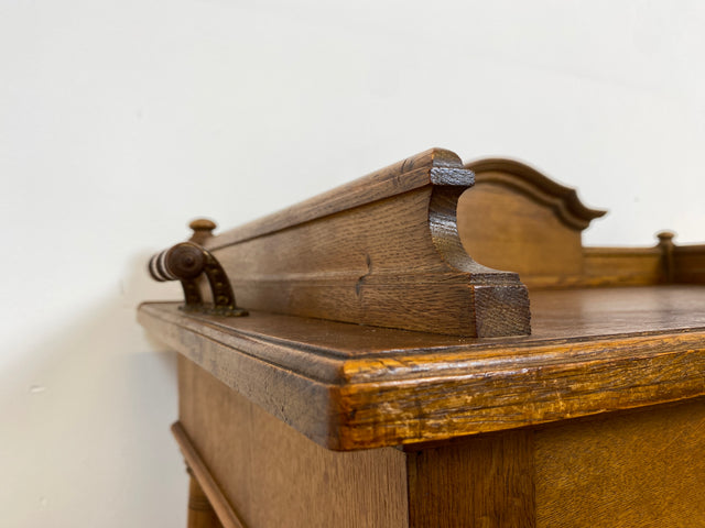WMK # Sehr gut erhaltene nordische antike Anrichte, Vollholz, mit Schublade & Ablagen # Beistelltisch Holztisch Küchenschrank Küchenregal Geschirrschrank Kommode Konsole Flurkommode Jugendstil Vintage