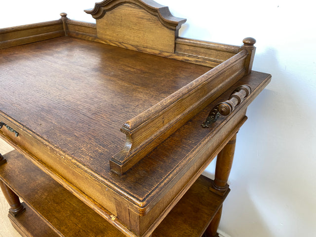 WMK # Sehr gut erhaltene nordische antike Anrichte, Vollholz, mit Schublade & Ablagen # Beistelltisch Holztisch Küchenschrank Küchenregal Geschirrschrank Kommode Konsole Flurkommode Jugendstil Vintage