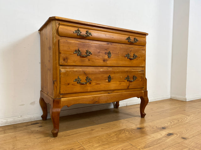 WMK I Wunderschöne nordische antike Kommode aus vollem Holz mit Schubladen und Messinggriffen I Schubladenkommode Wäschekommode Schrank Wickelkommode Chest Weichholz Barock Rokoko Vintage Berlin Köln