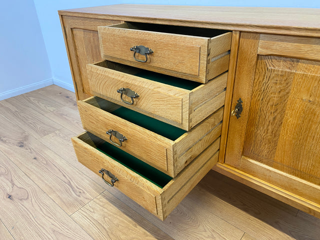 WMK # Hochwertiges & sehr gut erhaltenes nordisches Vintage Sideboard aus massivem Eichenholz in antikem Stil mit Schubladen # Schrank Kommode Wäschekommode Anrichte TV-Board Fernsehschrank Stilmöbel