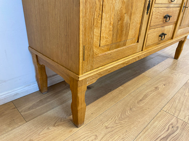 WMK # Hochwertiges & sehr gut erhaltenes nordisches Vintage Sideboard aus massivem Eichenholz in antikem Stil mit Schubladen # Schrank Kommode Wäschekommode Anrichte TV-Board Fernsehschrank Stilmöbel