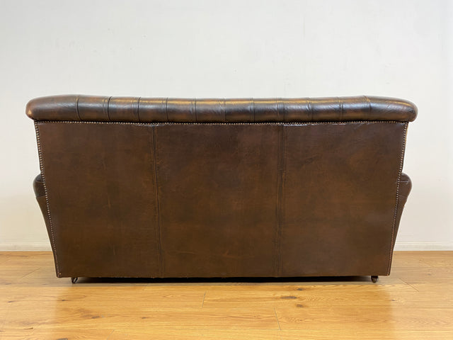 WMK I Charaktervolles original Englisches Chesterfield Sofa mit handgeknöpftem gestepptem Echt Leder Bezug und perfekter Patina I Sofa Couch Ledersofa Ledercouch 3-Sitzer Sitzgarnitur Leather Vintage