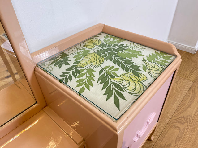 WMK I Sehr hübsche, rosa lackierte, Art Deco Frisierkommode aus vollem Holz mit großem Spiegel und Schublade I Spiegel Kommode Schmink Tisch Kommode Wäsche Ganzkörper Antik Vintage Berlin Leipzig NRW