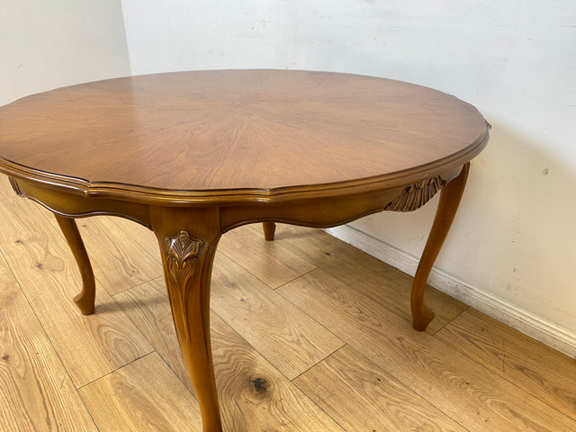 WMK I Versand 85€ I Eleganter runder Stilmöbel Couchtisch im Stil von Louis XV mit Cabriole-Beinen