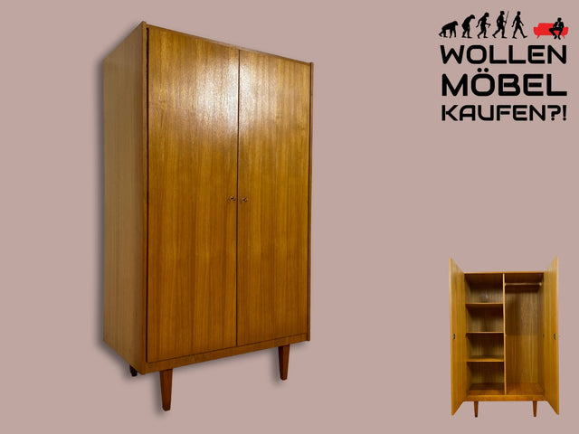 WMK I Stilvoller russischer Kleiderschrank aus 1970 in Nussbaum mit perfekter Aufteilung I Schrank Wäscheschrank Wardrobe Garderobe Dielenschrank 60er 70er Mid-Century Vintage Berlin Köln Stuttgart