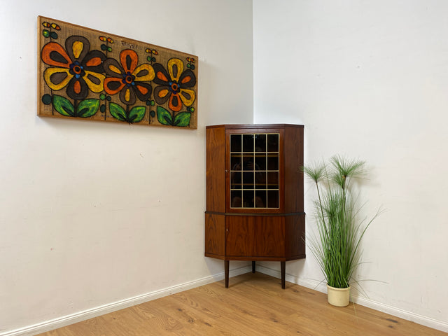 WMK Stilvoller und sehr gut erhaltene skandinavische Eckvitrine in edlem Palisander mit besonders schöner Maserung # Vitrine Eckschrank Eckkommode Geschirrschrank Bücherschrank Danish Design Vintage