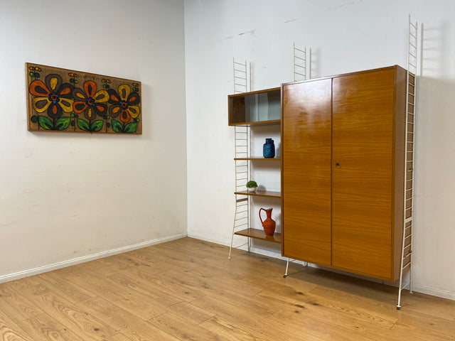 Kultiges modulares DDR Regalsystem Sybille aus 1968 mit Kleiderschrank & Vitrine