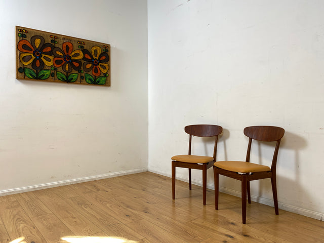 WMK I Stilvoller skandinavischer Mid-Century Designer Esszimmerstuhl von Farstrup aus Teakholz mit Kunstleder Bezug