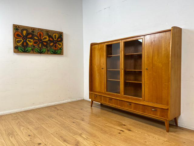 WMK I Stilvoller heller Mid-Century Wohnzimmerschrank mit Vitrine und Schubladen I Highboard Bücherschrank Büchervitrine Schrank Sideboard Glasvitrine 50er 60er Vintage I