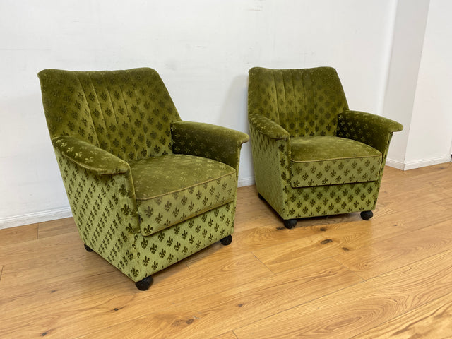 WMK I 1/2 Formschöner & sehr gemütlicher 70er Jahre Sessel auf Rollen mit samtartigem grünem Originalbezug I Cocktailsessel Armchair Lesesessel Stuhl Vintage Retro Berlin Heidelberg Hannover Würzburg