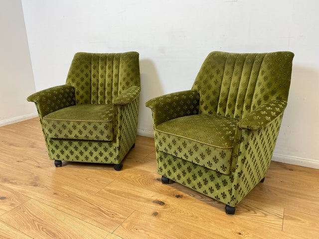 WMK I 1/2 Formschöner & sehr gemütlicher 70er Jahre Sessel auf Rollen mit samtartigem grünem Originalbezug I Cocktailsessel Armchair Lesesessel Stuhl Vintage Retro Berlin Heidelberg Hannover Würzburg
