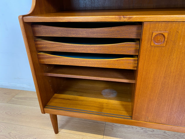 WMK # Hochwertige skandinavische Mid-Century Designer Vitrine von Brouer Møbelfabrik aus massivem Teakholz # Regal Bücherschrank Bücherregal Sideboard Highboard Glass Cabinet Danish Design Vintage