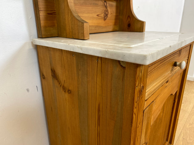 WMK # Sehr schöne und gut erhaltene skandinavische antike Kommode aus vollem Holz mit Aufsatz & Marmor Auflage # Schrank Waschtisch Weichholzkommode Marmorkommode Flurkommode Jugendstil Vintage Berlin