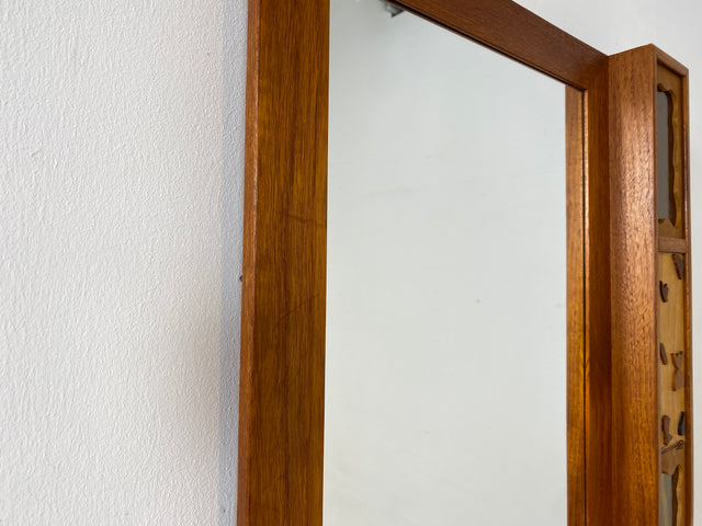 WMK I Einzigartiger skandinavischer 60er Jahre Wandspiegel aus Teakholz mit stimmungsvoller Beleuchtung I Spiegel Flurspiegel Garderobe Danish Design Vintage Mid-Century Teak Berlin Hamburg Frankfurt