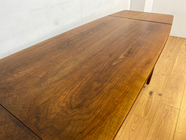 WMK I Eleganter skandinavischer Drop Leaf Esszimmertisch in Nussbaum mit hochklappbaren Erweiterungen I Esstisch Holztisch Tisch Küchentisch Dining Table Vintage 50er 60er Berlin Heidelberg München