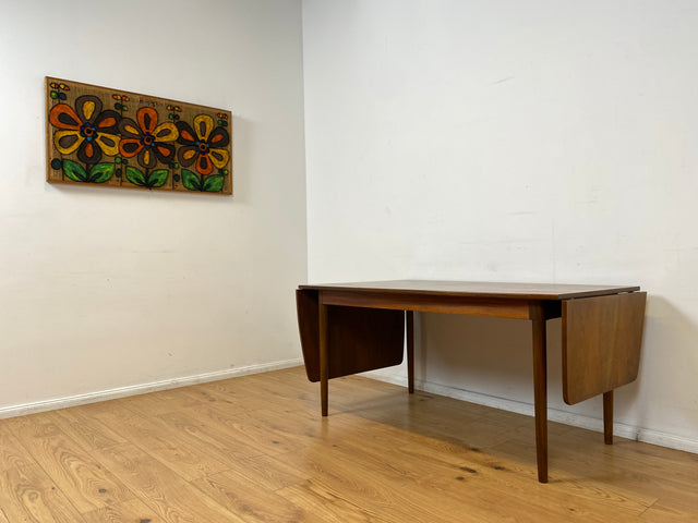 WMK I Eleganter skandinavischer Drop Leaf Esszimmertisch in Nussbaum mit hochklappbaren Erweiterungen I Esstisch Holztisch Tisch Küchentisch Dining Table Vintage 50er 60er Berlin Heidelberg München