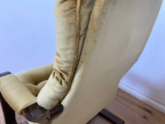 WMK 1/3 Formschöner, äußerst bequemer & sehr gut erhaltener skandinavischer Freisschwinger mit gestepptem Samtbezug # Sessel Lesesessel Relaxsessel Easy Chair Fernsehsessel Samt Vintage 70er Retro