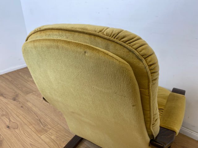 WMK 1/3 Formschöner, äußerst bequemer & sehr gut erhaltener skandinavischer Freisschwinger mit gestepptem Samtbezug # Sessel Lesesessel Relaxsessel Easy Chair Fernsehsessel Samt Vintage 70er Retro