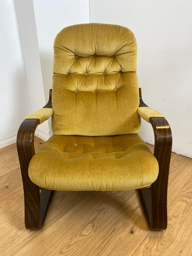WMK 1/3 Formschöner, äußerst bequemer & sehr gut erhaltener skandinavischer Freisschwinger mit gestepptem Samtbezug # Sessel Lesesessel Relaxsessel Easy Chair Fernsehsessel Samt Vintage 70er Retro