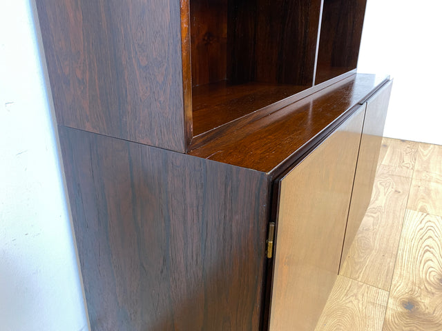 WMK I Stilvoller skandinavischer Mid-Century Designer Bücherschrank by Omann Junior in Palisander m. verstell. Regalböden I Bücherregal Regal Highboard Sideboard Schrank Rosewood Danish Design Vintage