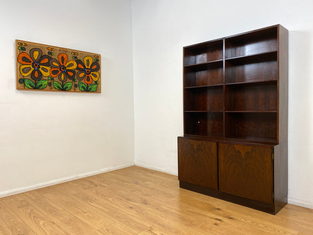 WMK I Stilvoller skandinavischer Mid-Century Designer Bücherschrank by Omann Junior in Palisander m. verstell. Regalböden I Bücherregal Regal Highboard Sideboard Schrank Rosewood Danish Design Vintage