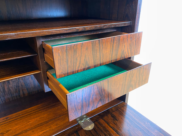 WMK I Stilvoller skandinavischer Mid-Century Designer Schreibschrank by Omann Junior in Palisander I Sekretär Bücherregal Regal Highboard Sideboard Schrank Schreibtisch Rosewood Danish Design Vintage