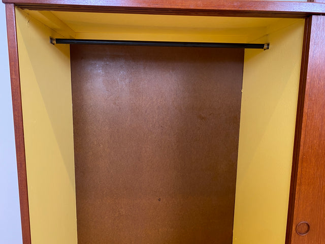 WMK # Stilvoller skandinavischer Mid-Century Kleiderschrank in Teakholz mit Aufsatz & Schiebetüren # Schrank Schlafzimmerschrank Wäscheschrank Wardrobe Danish Design Vintage Teak Berlin Hamburg Köln