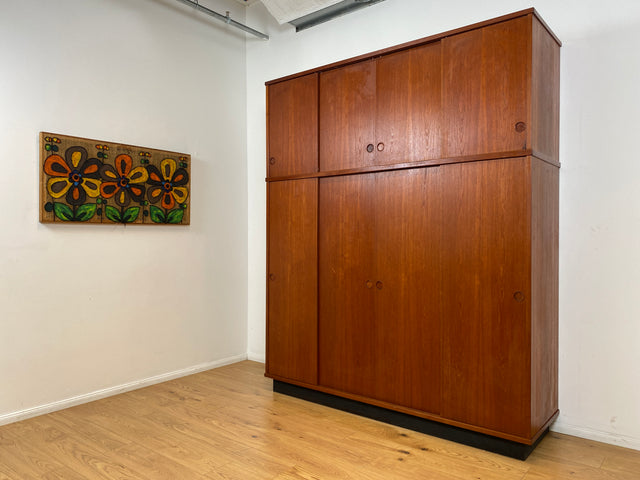 WMK # Stilvoller skandinavischer Mid-Century Kleiderschrank in Teakholz mit Aufsatz & Schiebetüren # Schrank Schlafzimmerschrank Wäscheschrank Wardrobe Danish Design Vintage Teak Berlin Hamburg Köln
