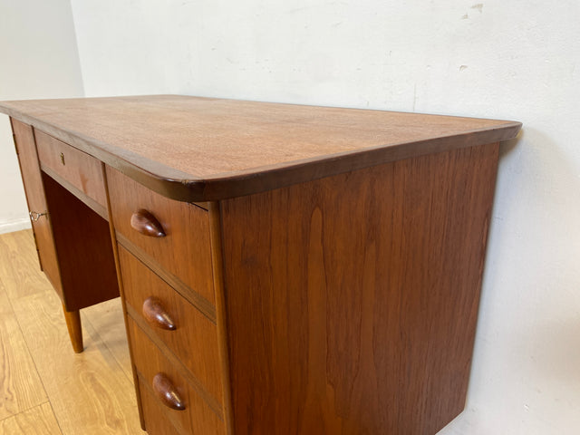 WMK I Hochwertiger skandinavischer Mid-Century Schreibtisch in Teakholz mit Schubladen & formschönen Holzgriffen I Writing Desk Bureau Sekretär Danish Design Vintage 50er 60er Teak Berlin Hamburg Köln