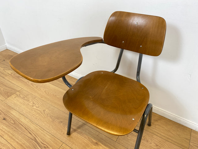 WMK # Seltener und praktischer skandinavischer Mid-Century Schulstuhl mit Schreibpult auf Metallrahmen # Seminarstuhl Stuhl Kinderschreibtisch Holzstuhl Schreibtischstuhl Kollegstuhl 60er 50er Vintage