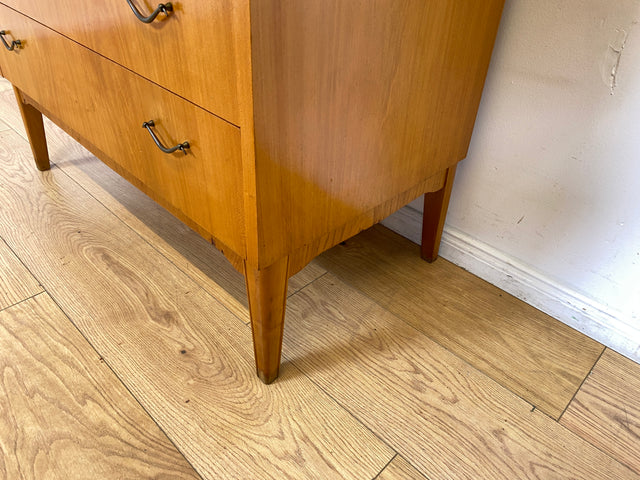 WMK I Formschöner skandinavischer Mid-Century Sekretär aus vollem Holz mit Messinggriffen I Schreibkommode Schreibtisch Kommode Wäschekommode 60er 70er Vintage Berlin Hamburg Dresden