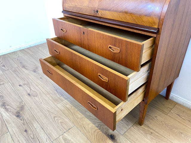 WMK I Stilvoller skandinavischer Mid-Century Sekretär in Teakholz I Schreibkommode Schreibschrank Schreibtisch Kommode Schminkkommode Wäschekommode Danish Design Vintage Teak Berlin München Hamburg