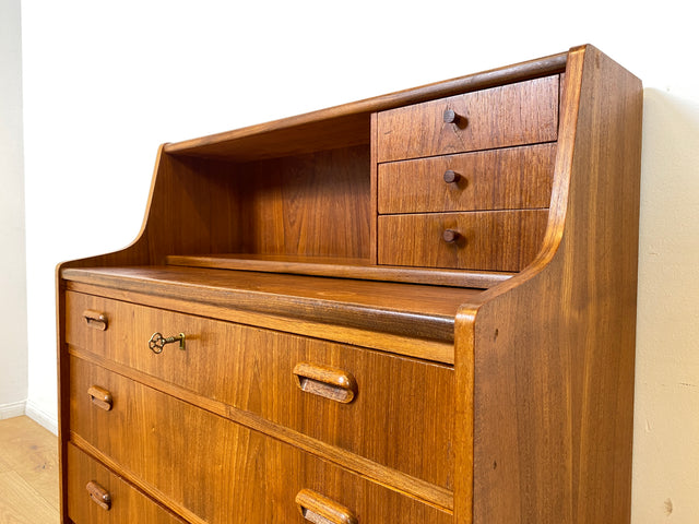 WMK I Hochwertiger skandinavischer Mid-Century Sekretär in Teakholz mit auszieh. Schreibfläche I Schreibschrank Schreibtisch Desk Kommode Wäsche Schmink Tisch Danish Design Vintage Berlin Köln Hamburg
