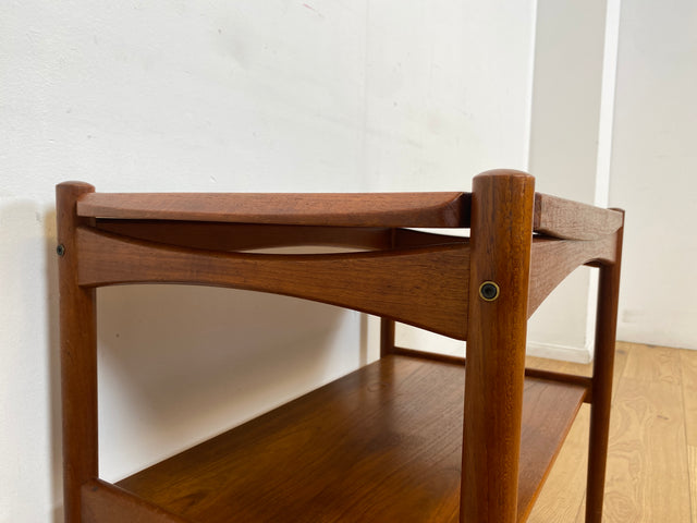 WMK I Stilvoller skandinavischer Mid-Century Servierwagen aus Teakholz auf Rollen mit abnehmbarem Serviertablett I Teewagen Beistelltisch Couchtisch Barwagen Danish Design Vintage Berlin Hamburg Köln