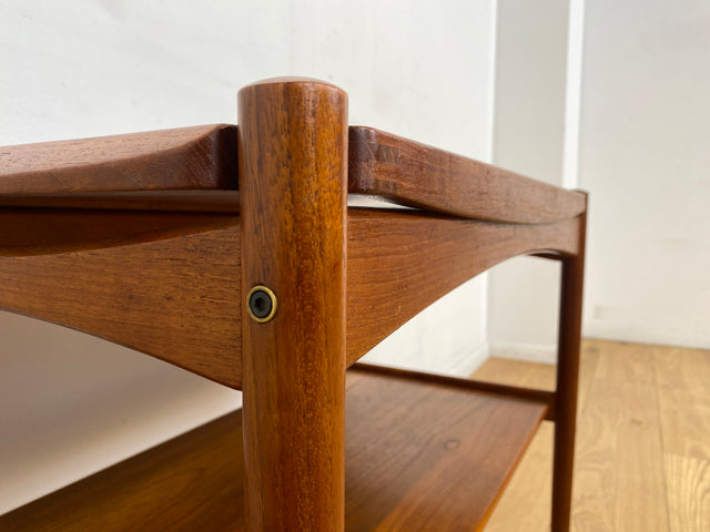 WMK I Stilvoller skandinavischer Mid-Century Servierwagen aus Teakholz auf Rollen mit abnehmbarem Serviertablett I Teewagen Beistelltisch Couchtisch Barwagen Danish Design Vintage Berlin Hamburg Köln