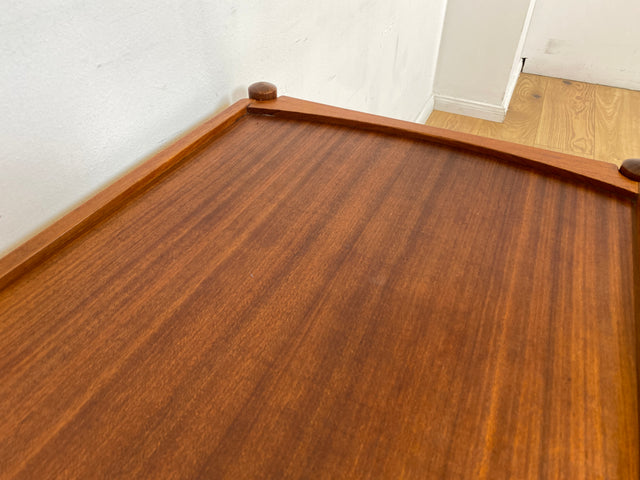 WMK I Stilvoller skandinavischer Mid-Century Servierwagen aus Teakholz auf Rollen mit abnehmbarem Serviertablett I Teewagen Beistelltisch Couchtisch Barwagen Danish Design Vintage Berlin Hamburg Köln