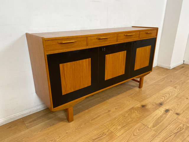 WMK I Stilvoller & sehr gut erhaltener skandinavischer Mid-Century Sideboard in Teakholz mit Schubladen I Schrank Kommode Anrichte TV Lowboard Danish Design Vintage 60er 70er Teak Berlin München NRW