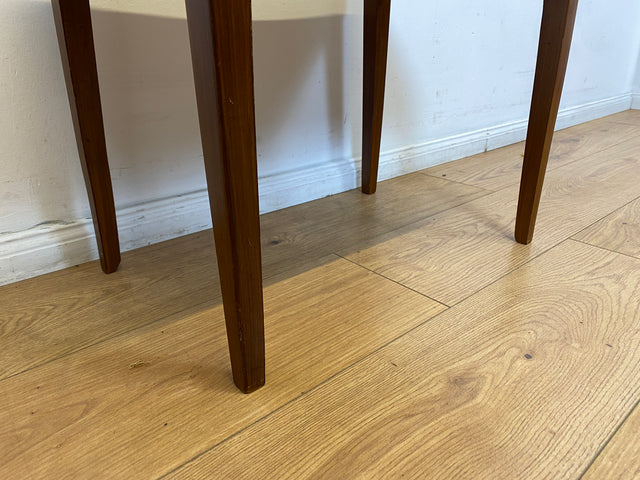 WMK I Versand 15€ I 1/2 Formschöner skandinavischer Mid-Century Sitzhocker mit beigem Bezug