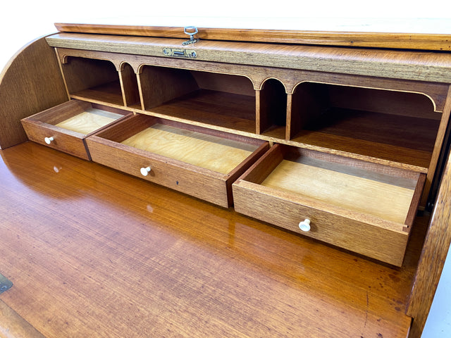 WMK I Hochwertiger skandinavischer Stilmöbel Sekretär in Nussbaum mit feinen Intarsien I Schreibkommode Schreibtisch Kommode Schminkkommode Wäschekommode Mid-Century Vintage Berlin Stuttgart Halle