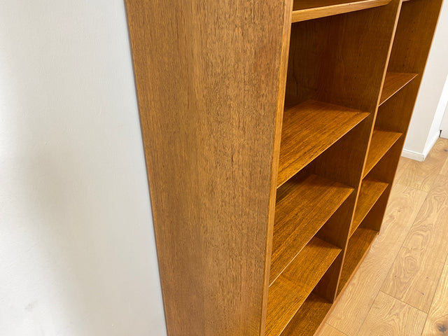 WMK # Hochwertiges skandinavisches Designer Bücherregal von Poul Hundevad , Vollholz in Teak, mit verstellbaren Regalböden # Regal Holzregal Bücherschrank Danish Design Mid-Century Vintage Teakholz