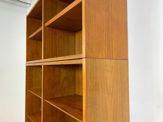 WMK # Hochwertiges skandinavisches Designer Bücherregal von Poul Hundevad , Vollholz in Teak, mit verstellbaren Regalböden # Regal Holzregal Bücherschrank Danish Design Mid-Century Vintage Teakholz