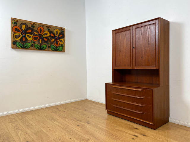 WMK I Stilvolles skandinavisches Highboard in Teakholz mit Schubladen & formschönen Holzgriffen I Schrank Bücherschrank Wäscheschrank Kommode Sideboard Teak Danish Design Vintage Berlin Hamburg Bremen