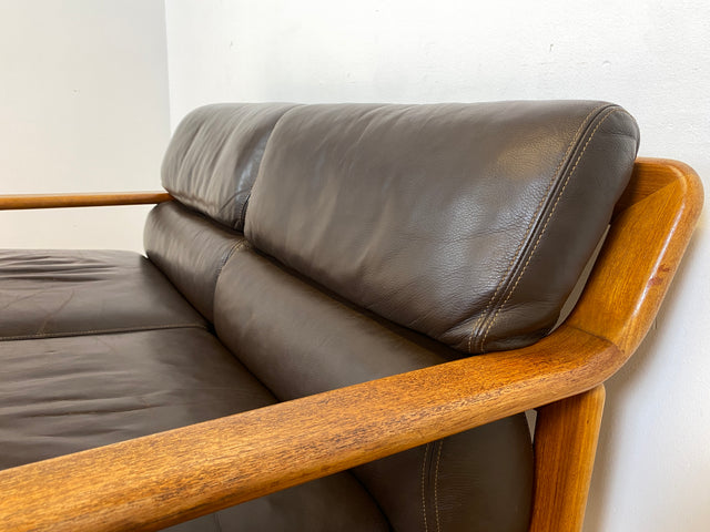 WMK # Rares skandinavisches Mid-Century Designersofa von L. Olsen & Søn Møbelfabrik mit Echtleder Bezug & Teakholz Rahmen # 2er Ledercouch Ledersofa Sofa Couch Sitzgarnitur Danish Design Vintage Teak