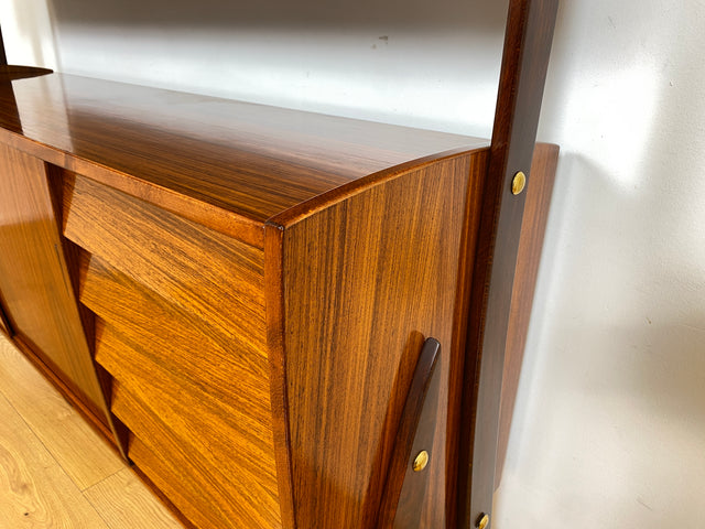 WMK I Hochwertiges skandinavisches Mid-Century Highboard , Vollholz in Teak & Palisander ,  mit Schiebetüren I Schrank Sideboard Kommode Anrichte Cabinet Danish Design Vintage Teak Berlin Köln München
