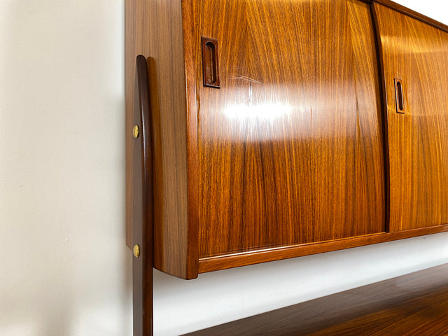WMK I Hochwertiges skandinavisches Mid-Century Highboard , Vollholz in Teak & Palisander ,  mit Schiebetüren I Schrank Sideboard Kommode Anrichte Cabinet Danish Design Vintage Teak Berlin Köln München