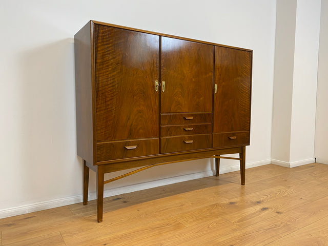 WMK # Hochwertiges & sehr gut erhaltenes skandinavisches Mid-Century Highboard aus vollem Holz mit Schubladen & formschönen Holzgriffen # Schrank Sideboard Wäscheschrank Wohnzimmerschrank Vintage 60er