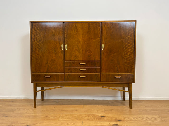 WMK # Hochwertiges & sehr gut erhaltenes skandinavisches Mid-Century Highboard aus vollem Holz mit Schubladen & formschönen Holzgriffen # Schrank Sideboard Wäscheschrank Wohnzimmerschrank Vintage 60er